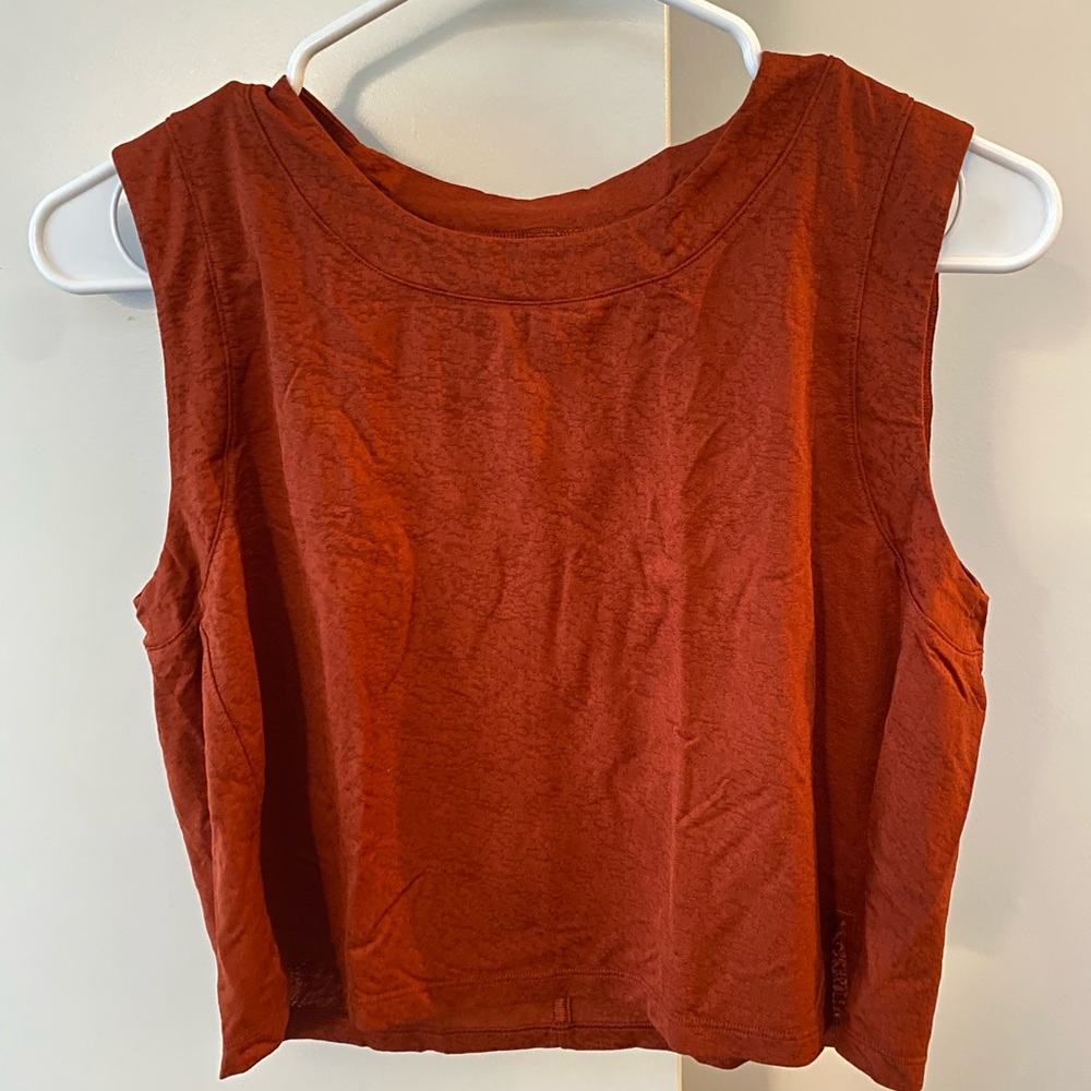 Lululemon cropped training tank